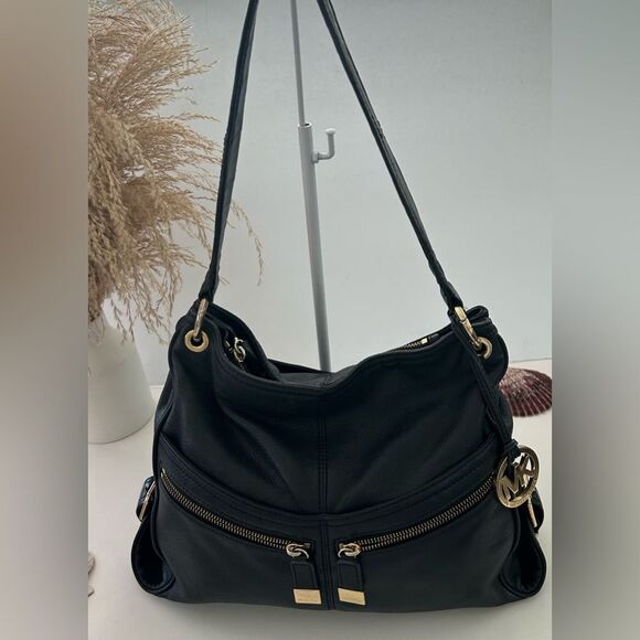 Michael Kors Black Pebbled Leather Hobo Shoulder Bag Everyday Chic - Picture 1 of 12